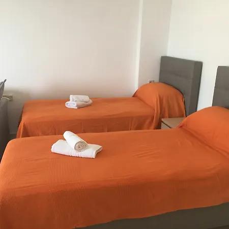 Skol Διαμέρισμα Μαρμπέλλα